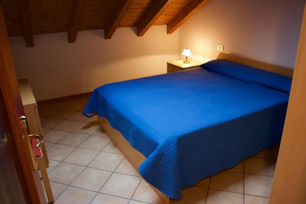 Villa Rosina Loft نيسّو شقة